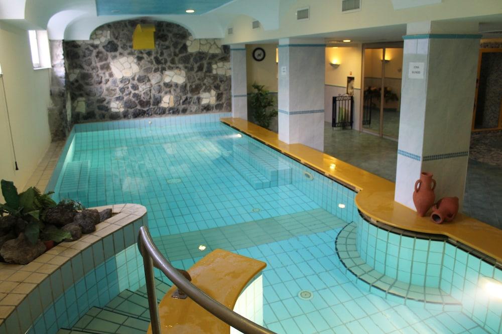 Hotel Terme Alexander Искья Экстерьер фото