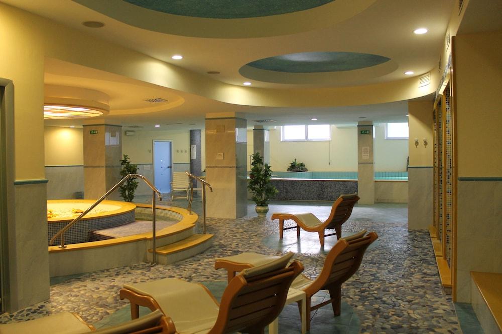 Hotel Terme Alexander Искья Экстерьер фото