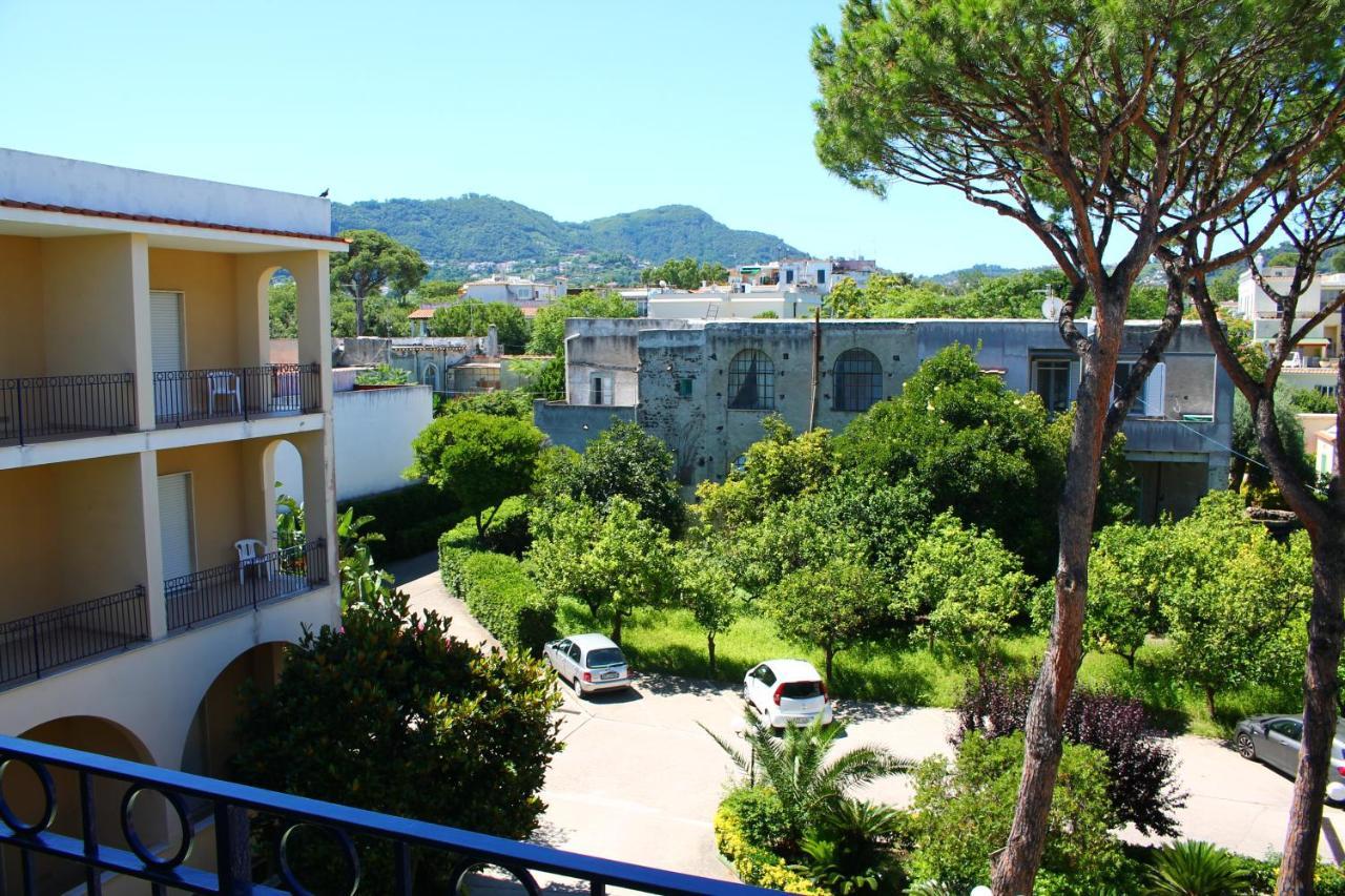 Hotel Terme Alexander Искья Экстерьер фото
